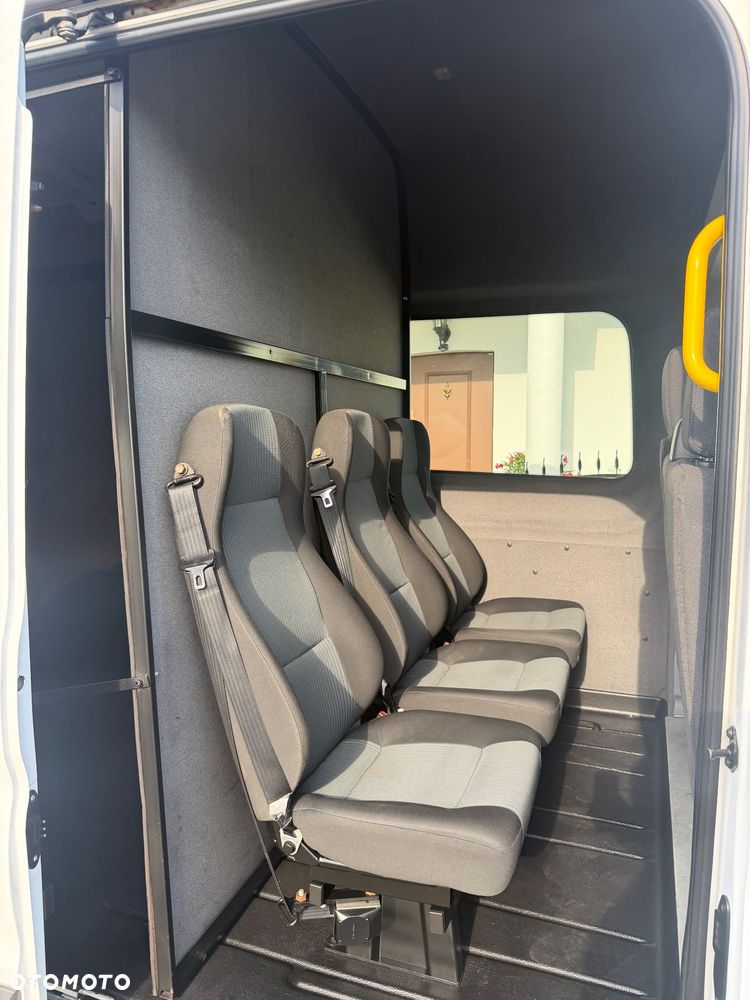 Ford Transit - 7