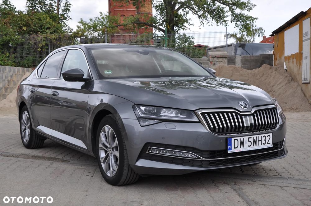 Skoda Superb 2.0 TDI SCR Ambition DSG - 7