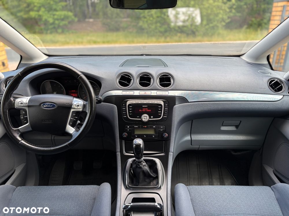 Ford S-Max - 18