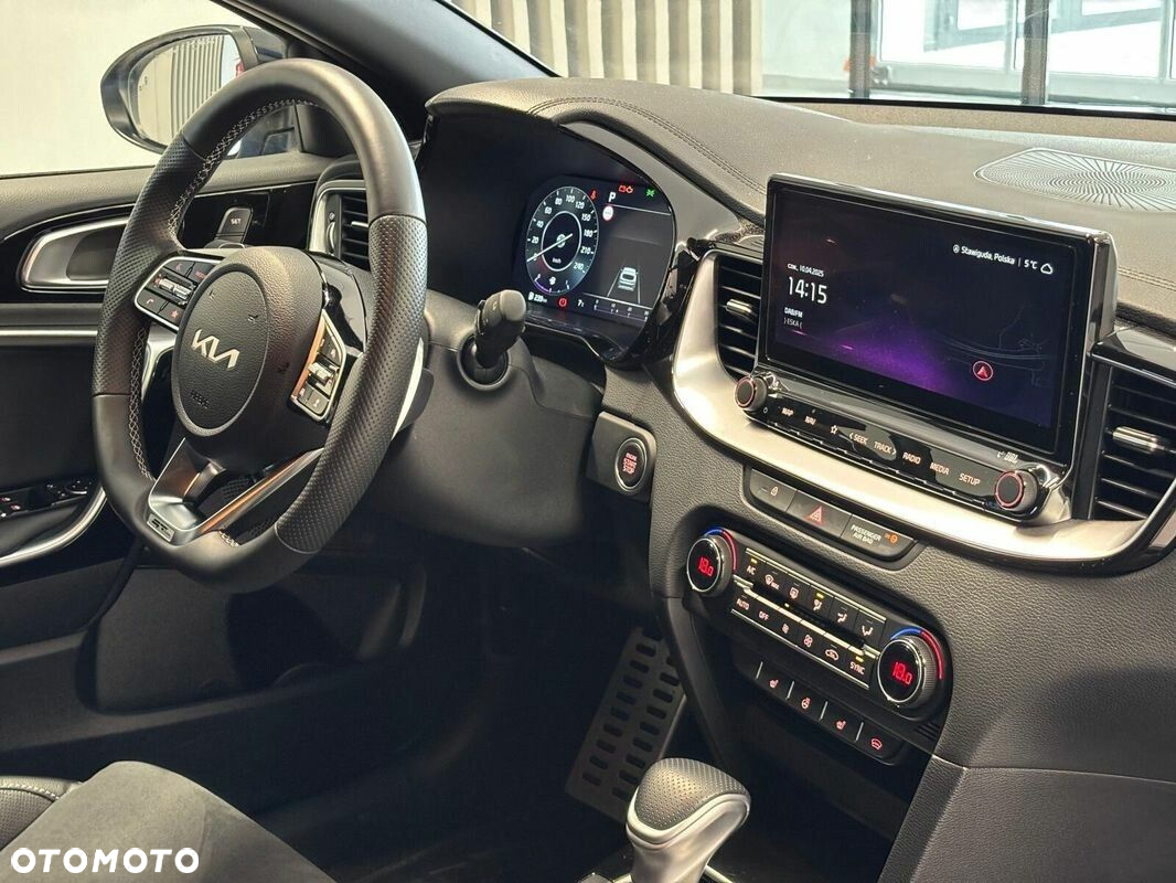 Kia ProCeed - 18