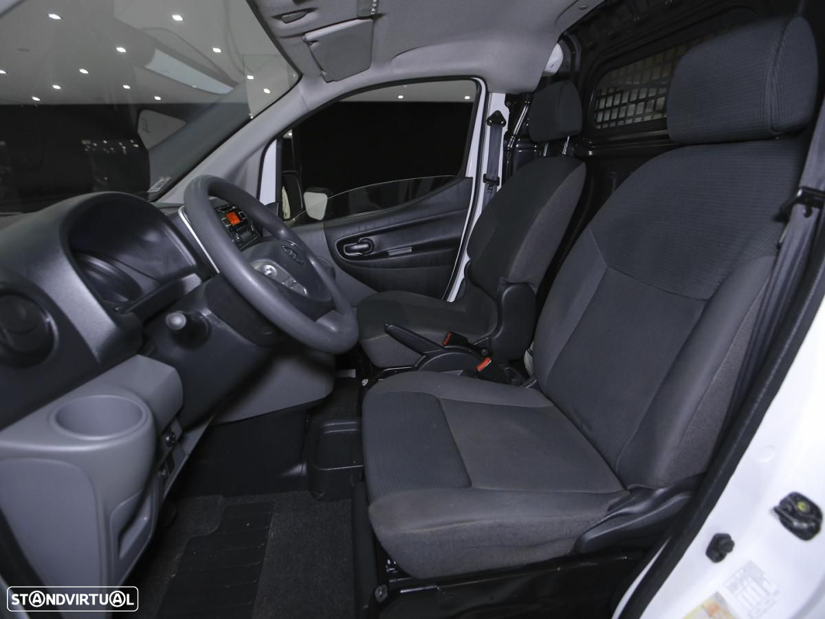 Nissan NV200 - 15