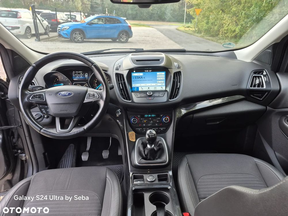 Ford Kuga 2.0 TDCi 4x4 Titanium - 19