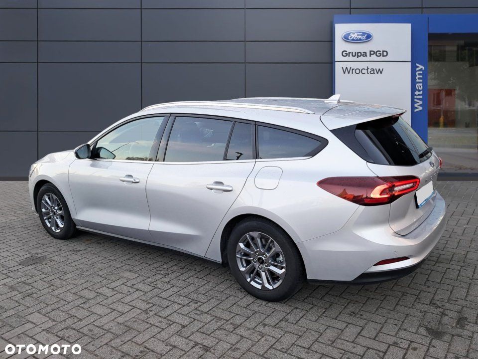 Ford Focus - 8