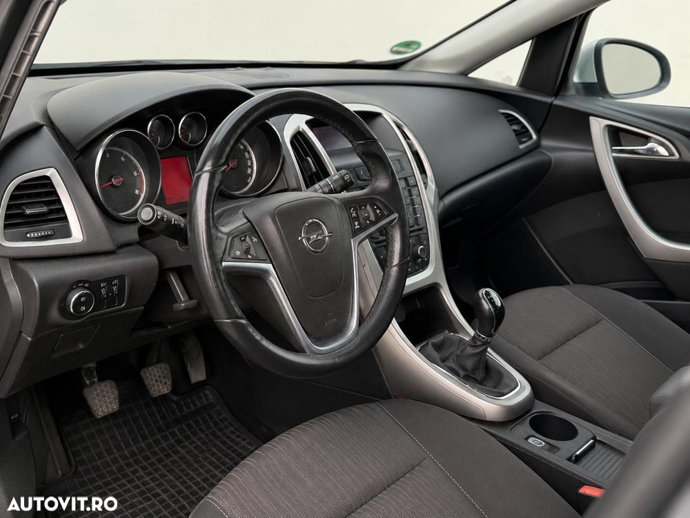 Opel Astra - 4