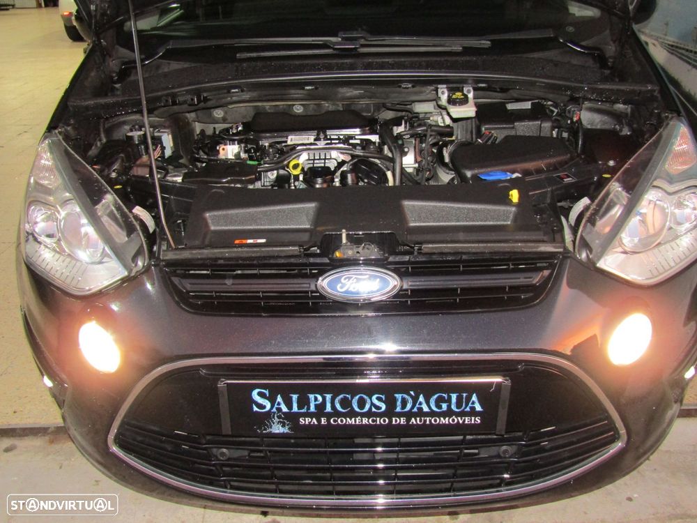 Ford S-Max 2.0 TDCi Titanium 7L 139g - 17