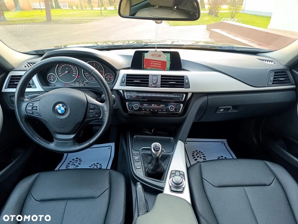 BMW Seria 3 318d DPF Edition Lifestyle - 27