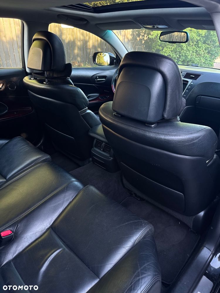 Lexus GS 300 Prestige + - 24