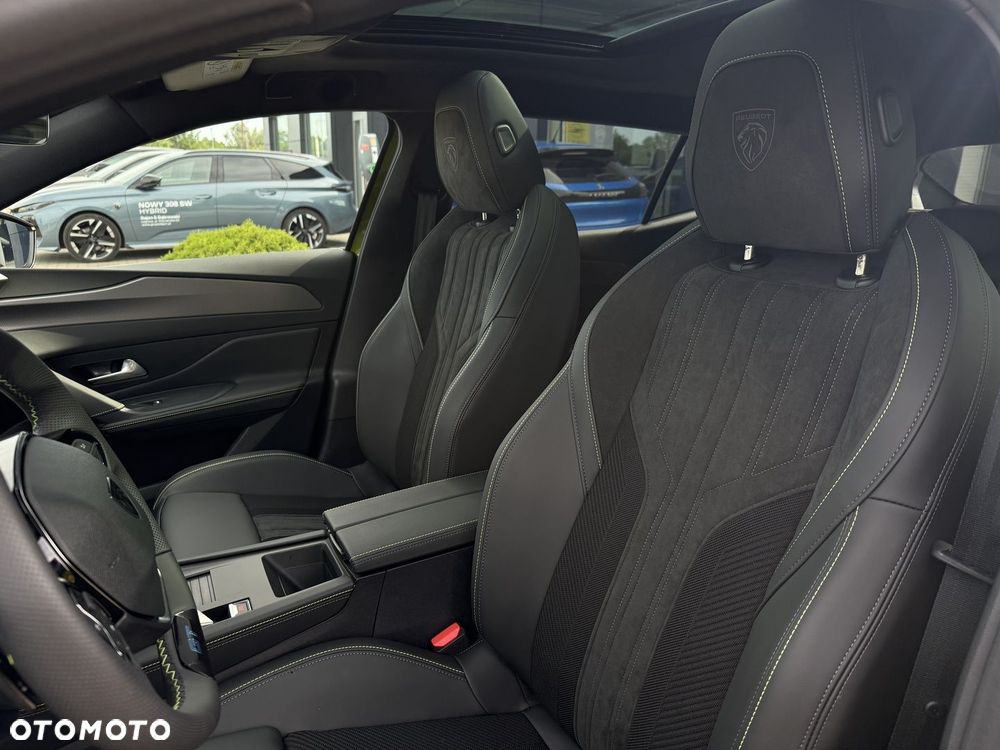 Peugeot 408 - 11