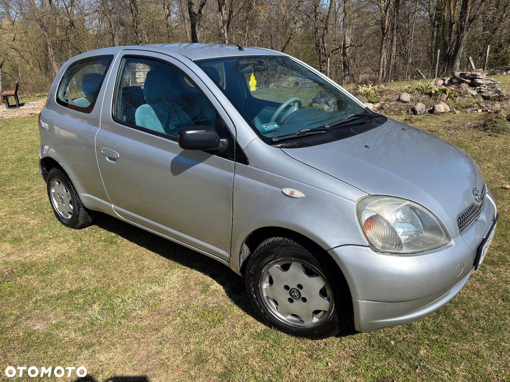 Toyota Yaris - 2