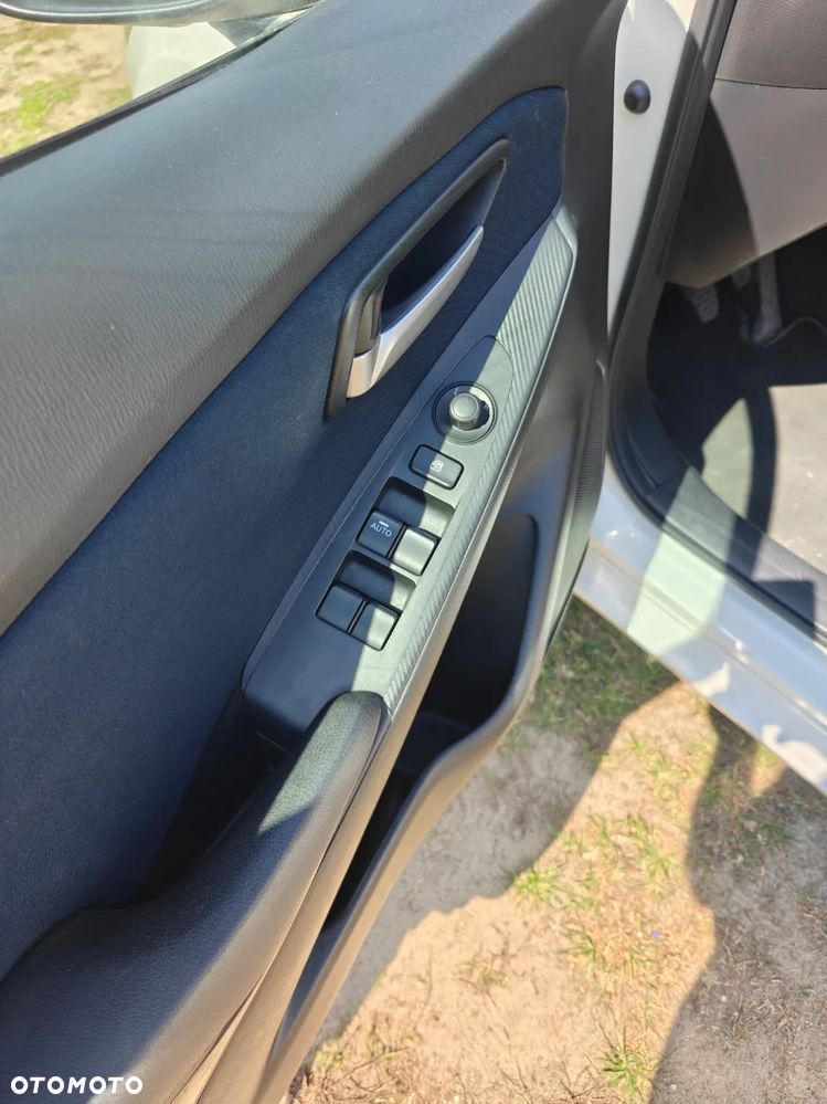 Mazda 2 SKYACTIV-D 105 Center-Line - 13