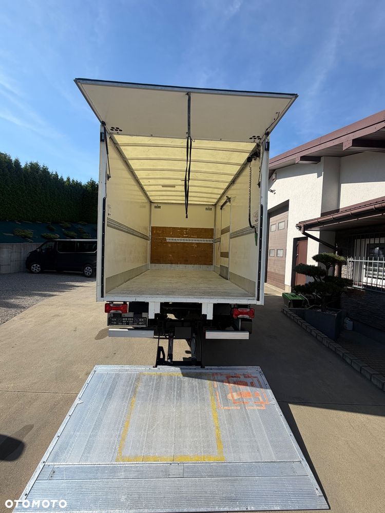 Iveco Daily 35C14 Kontener 8 Palet z windą 750 kg - 11