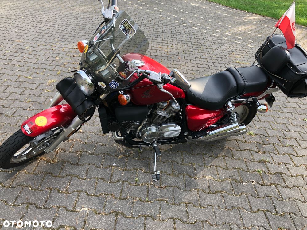 Honda VF - 4