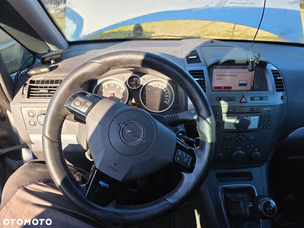 Opel Zafira 1.8 Easytronic Cosmo - 20