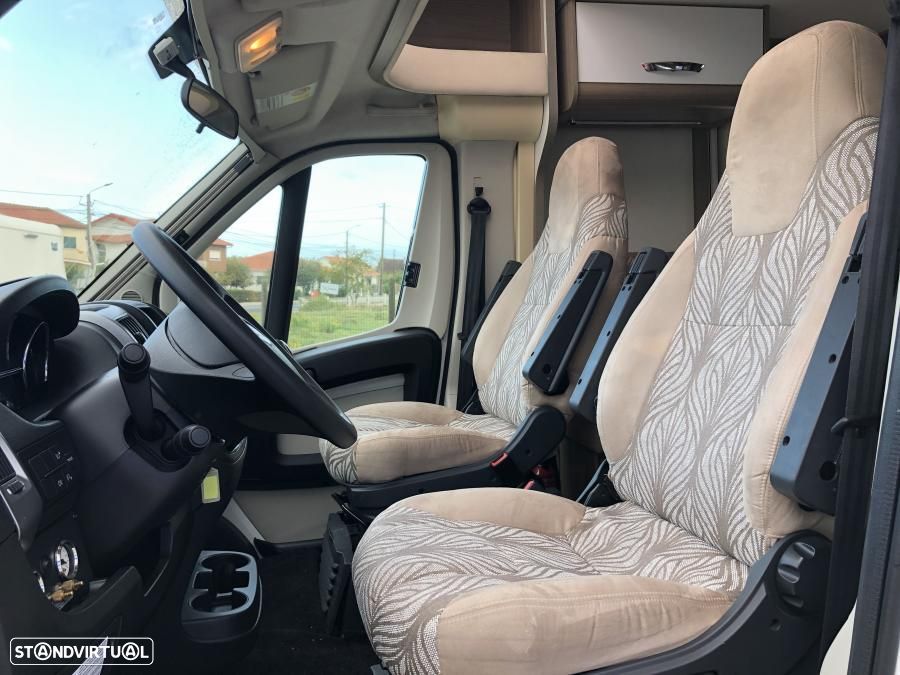 Autostar Privilege P650LC c.central e basculante - 9