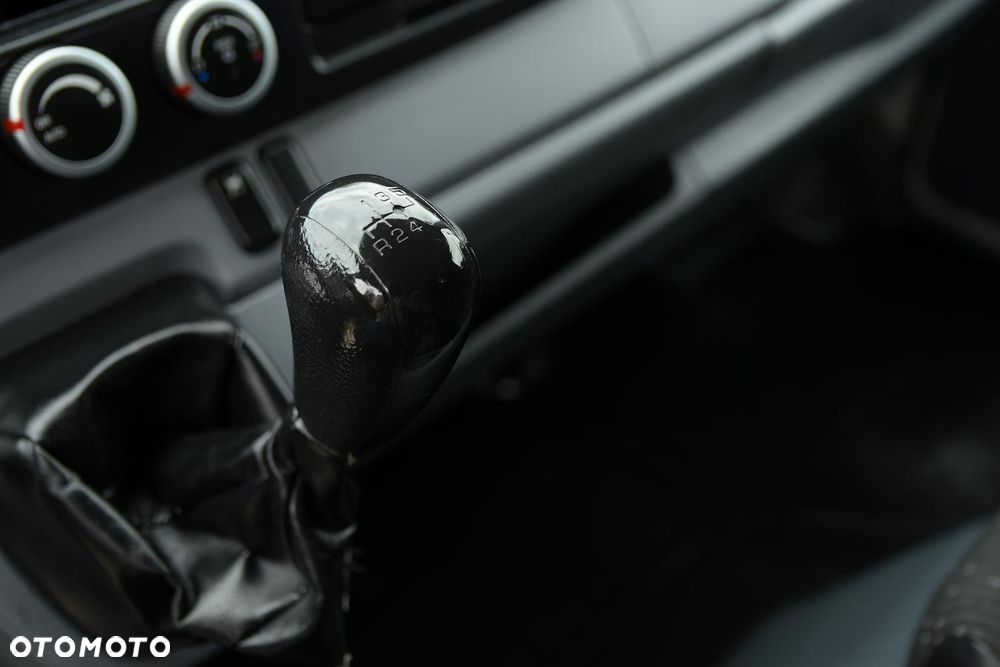 Mitsubishi FUSO=3C15=WYWROTKA=4.15M - 23