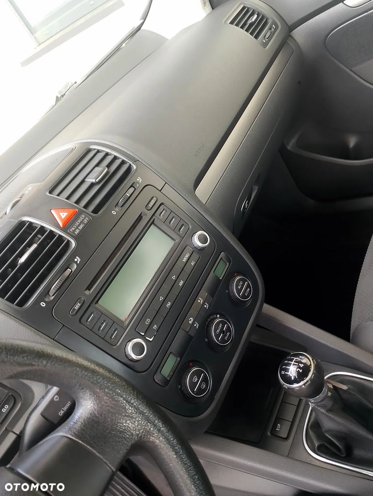 Volkswagen Golf 2.0 TDI Comfortline - 10