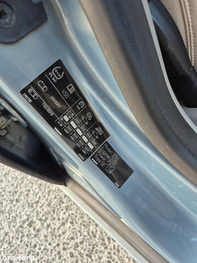 Volvo V50 - 21