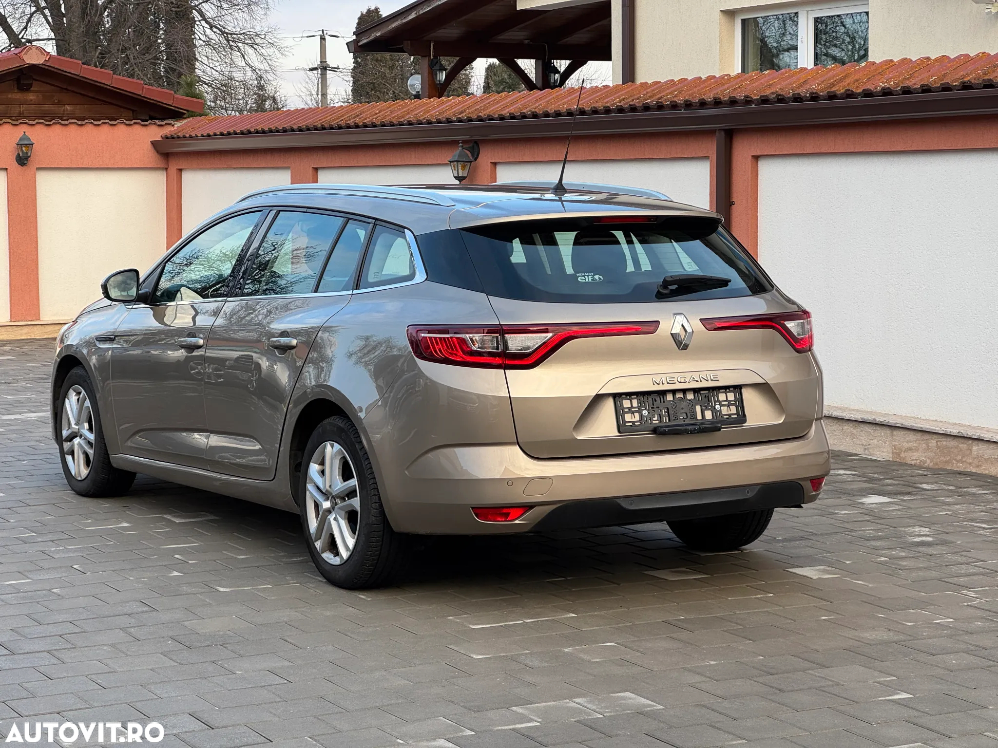 Renault Megane Grandtour ENERGY dCi 110 EDC BUSINESS - 21