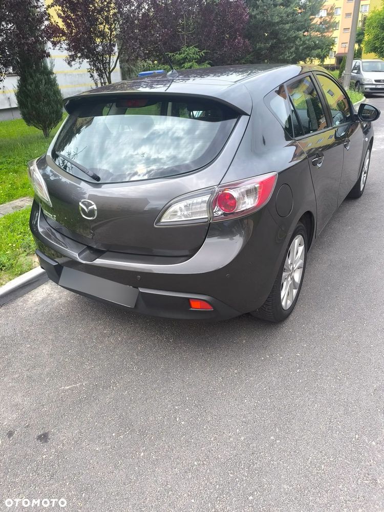 Mazda 3 1.6 CD Exclusive + - 1