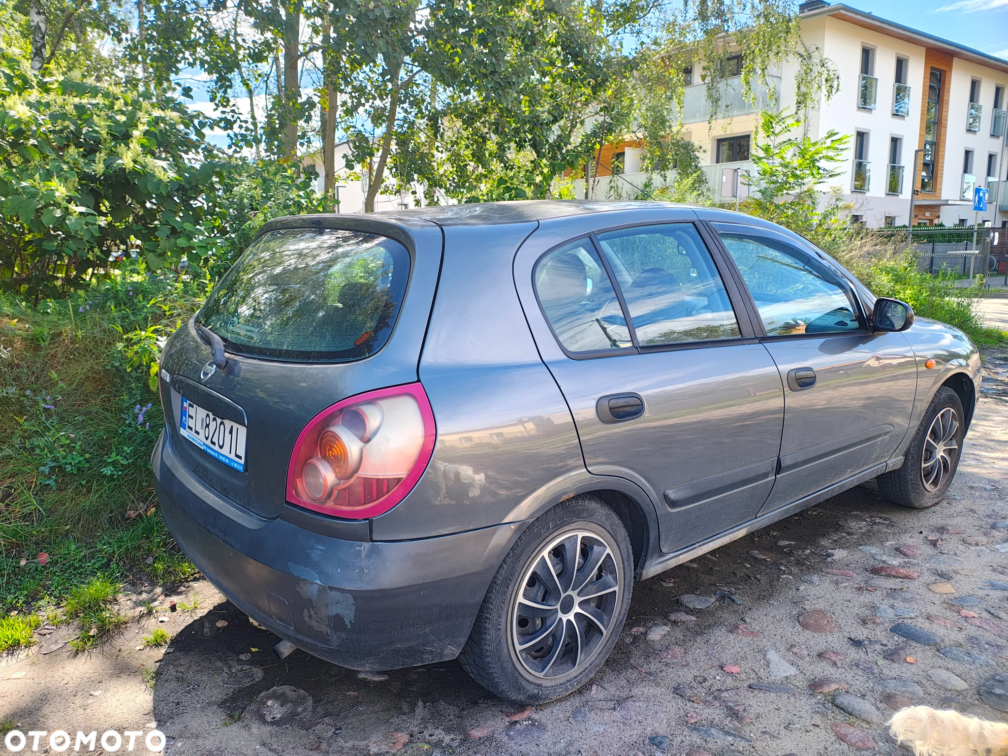 Nissan Almera - 3