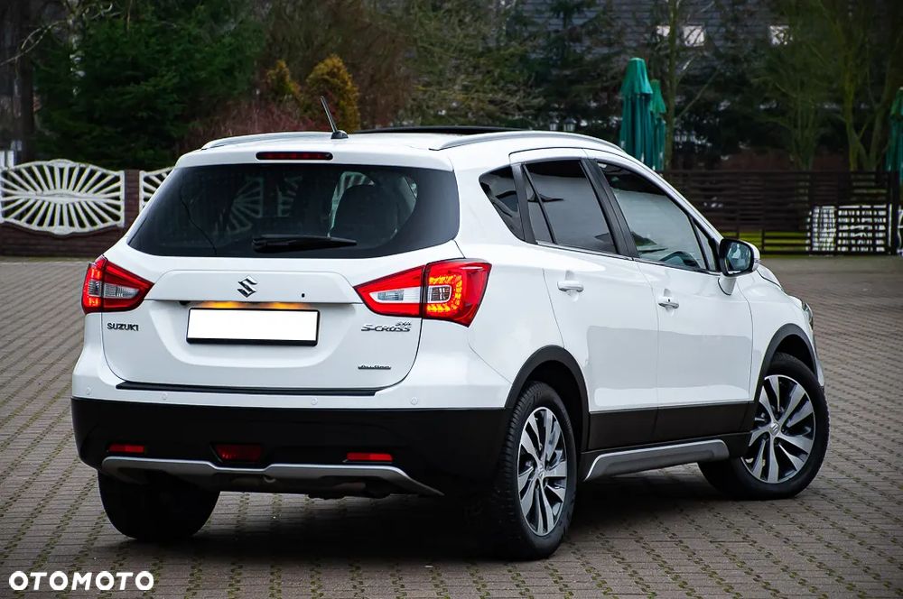 Suzuki SX4 S-Cross 1.6 DDiS TCSS 4x4 Comfort+ - 11