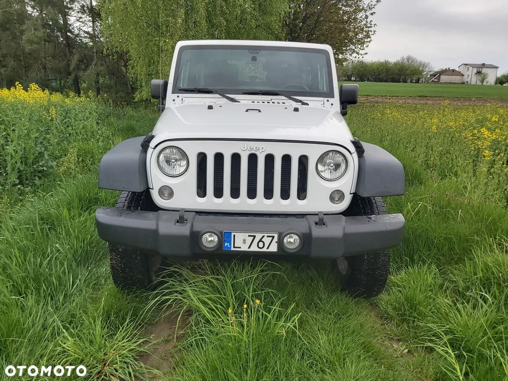 Jeep Wrangler 3.6 X - 6