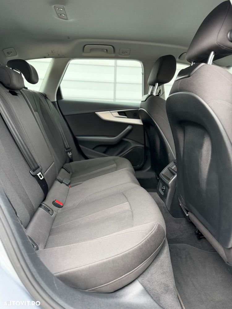 Audi A4 2.0 TDI ultra S tronic sport - 19