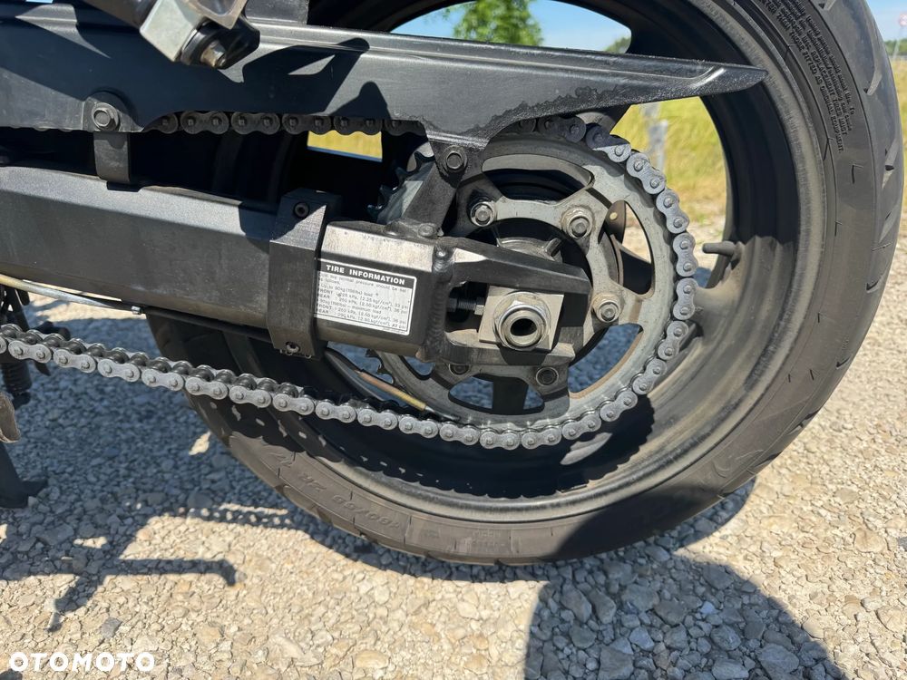 Yamaha FZ6 - 13