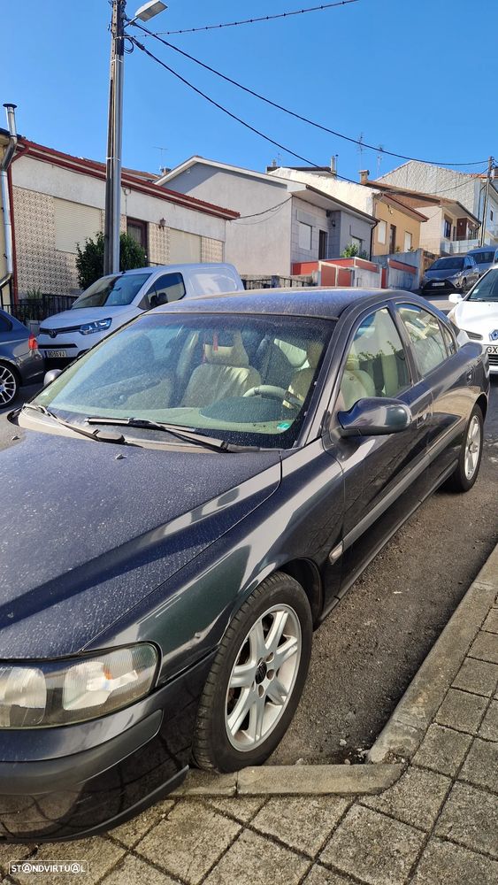 Volvo S60 - 2