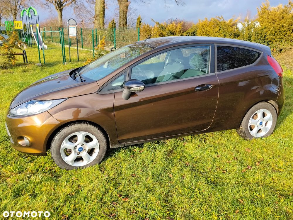 Ford Fiesta 1.25 Trend - 11