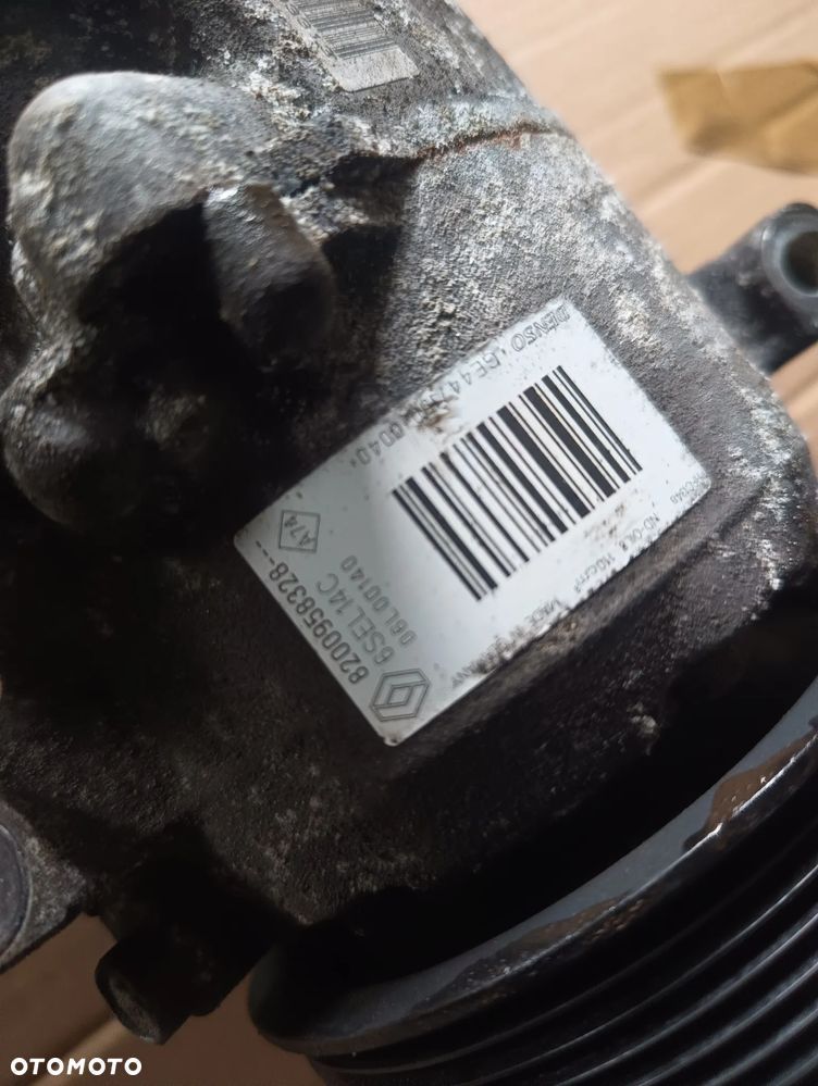 Kompresor klimatyzacji sprężarka klimatyzacji Renault Scenic III  Megane III 1.4TCE 2.0DCI 8200958328 - 2