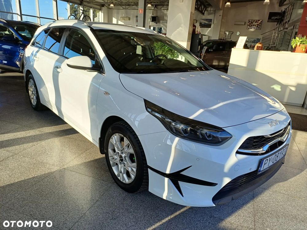 Kia Ceed 1.5 T-GDI M - 6