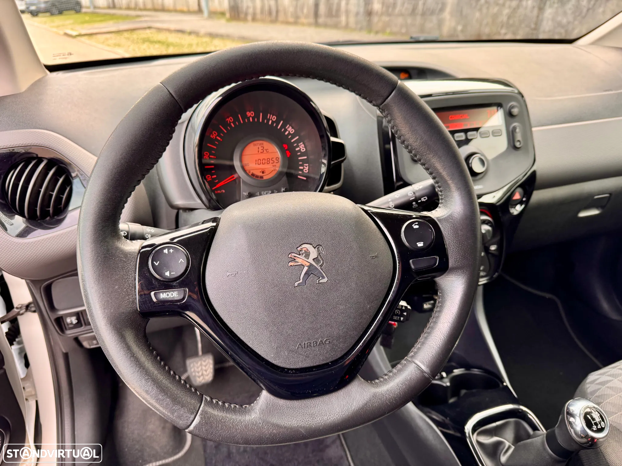 Peugeot 108 1.0 VTi Style - 23