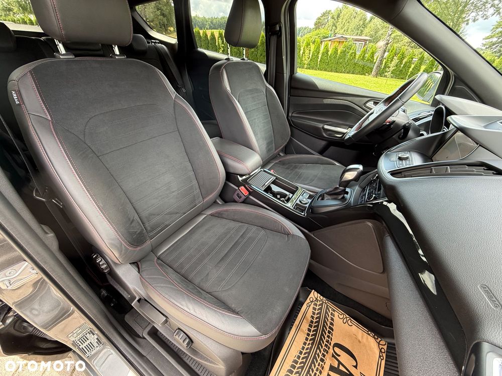 Ford Kuga - 13
