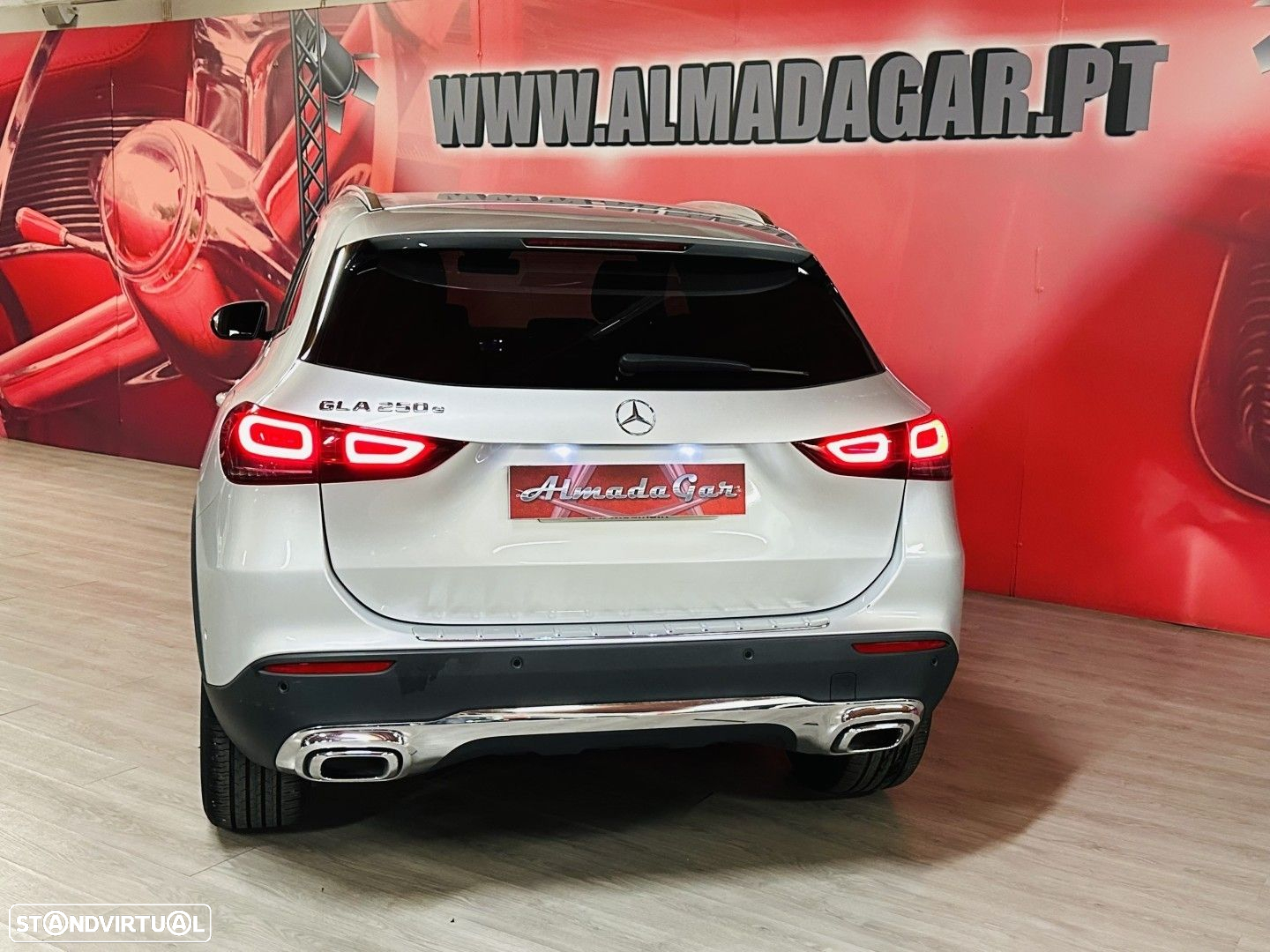 Mercedes-Benz GLA 250 e Progressive - 4