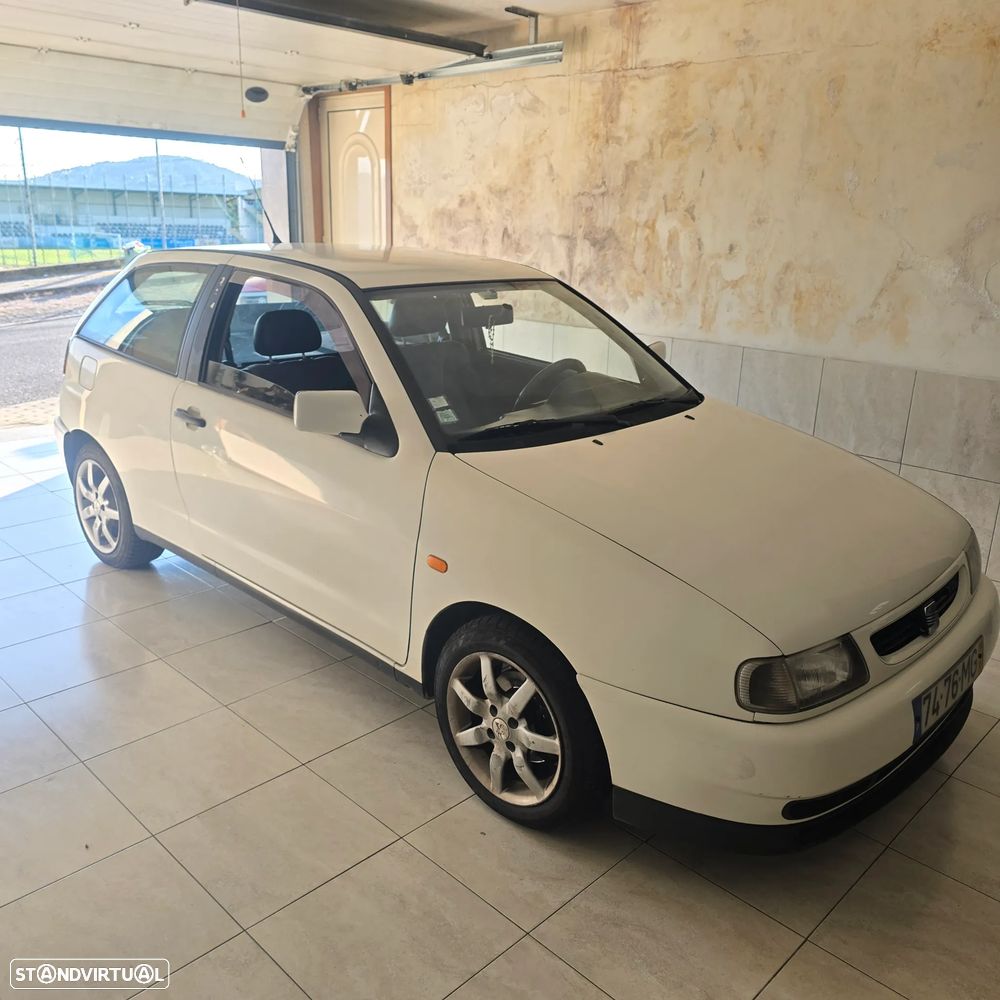 SEAT Ibiza 1.9 TDi Latino - 1
