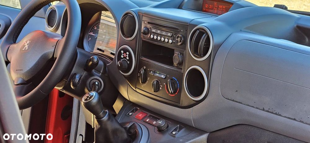 Peugeot PARTNER 4X4 - 13