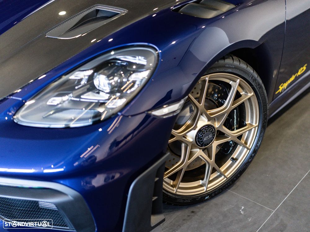 Porsche 718 Spyder - 33