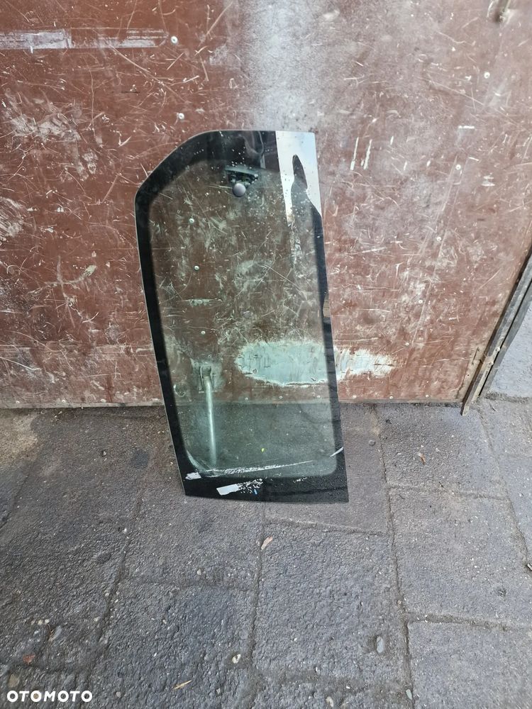 Szyba drzwi  lewy  tył  seat mii - 2