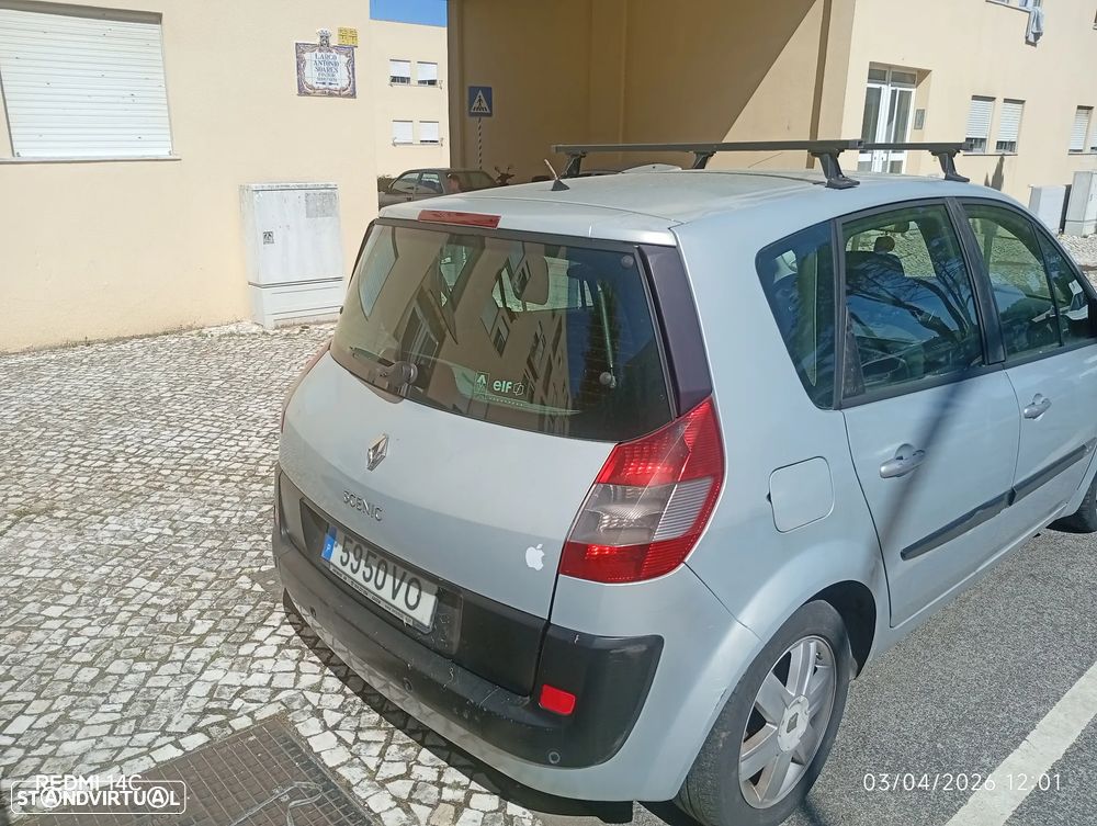 Renault Scénic 1.5 dCi Confort - 6