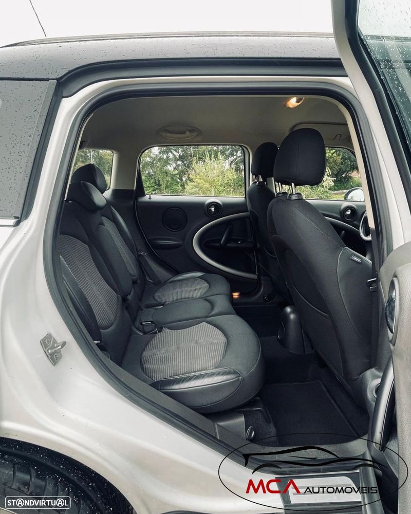 MINI Countryman Cooper D - 18