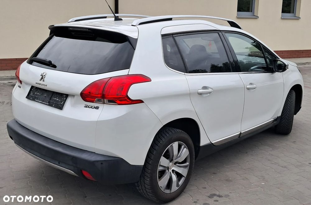 Peugeot 2008 1.6 BlueHDi Allure - 6
