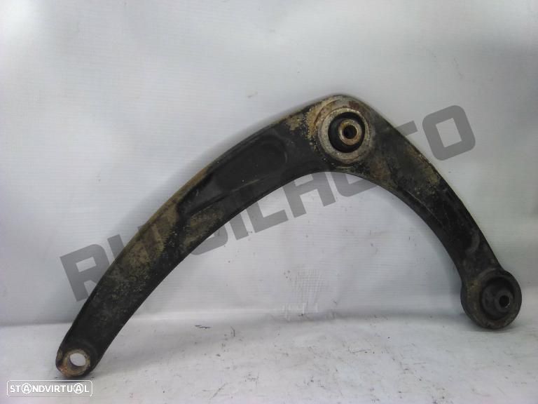 Braço Suspensão Frente Direito  Peugeot 307 [2000_2008] 1.6 16v - 1