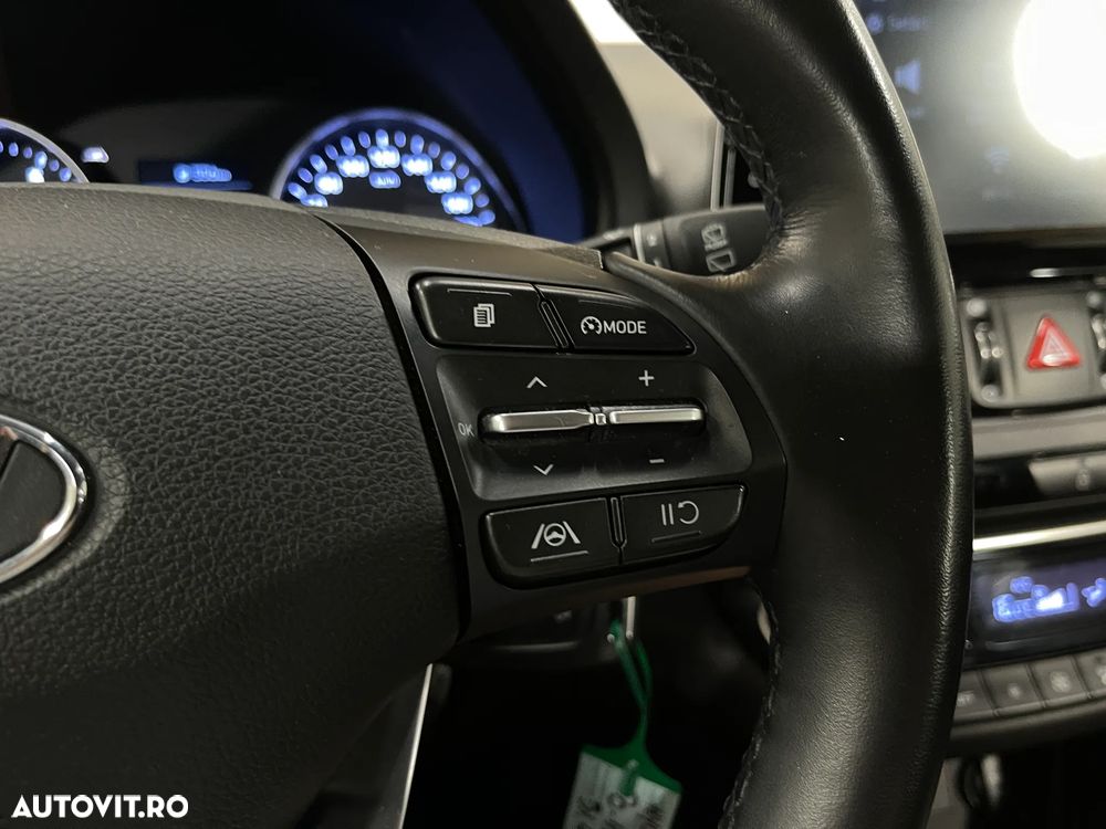 Hyundai i30 1.5 110CP M/T Highway - 21