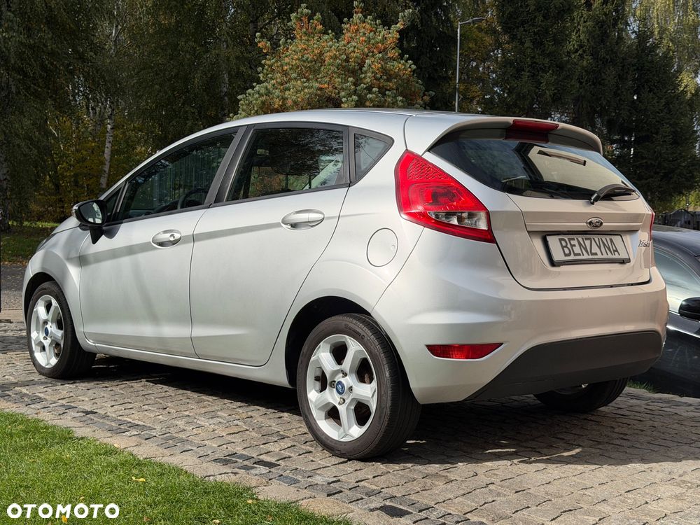 Ford Fiesta - 19