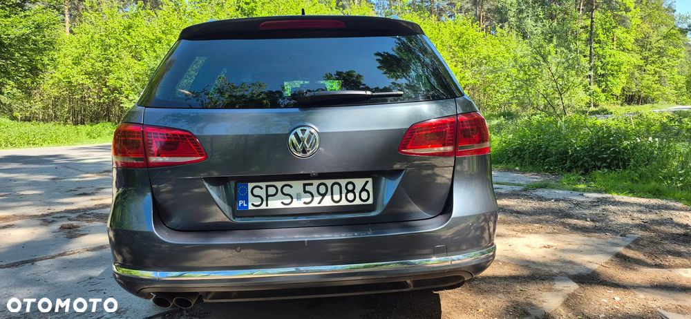 Volkswagen Passat 2.0 TDI Highline DSG - 8