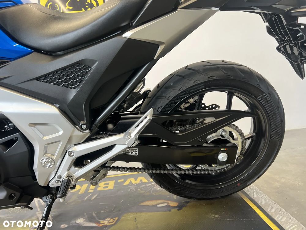 Honda NC - 17