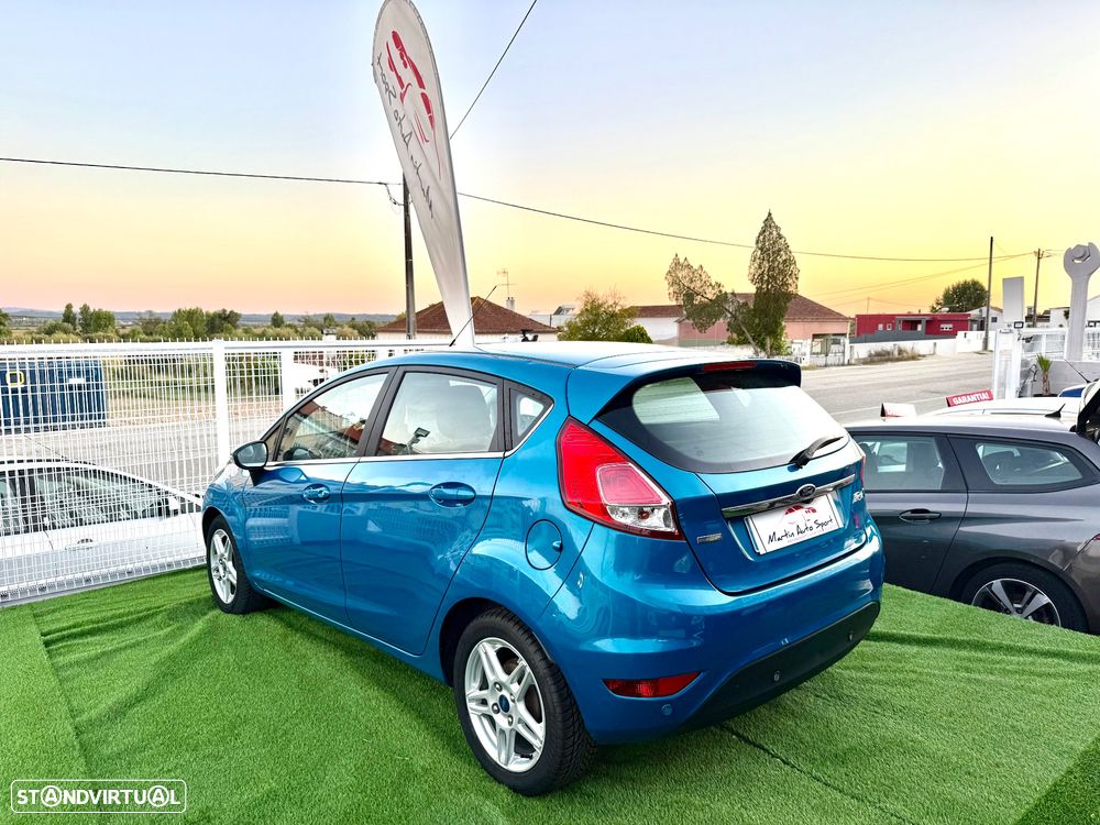 Ford Fiesta 1.0 EcoBoost Titanium - 11