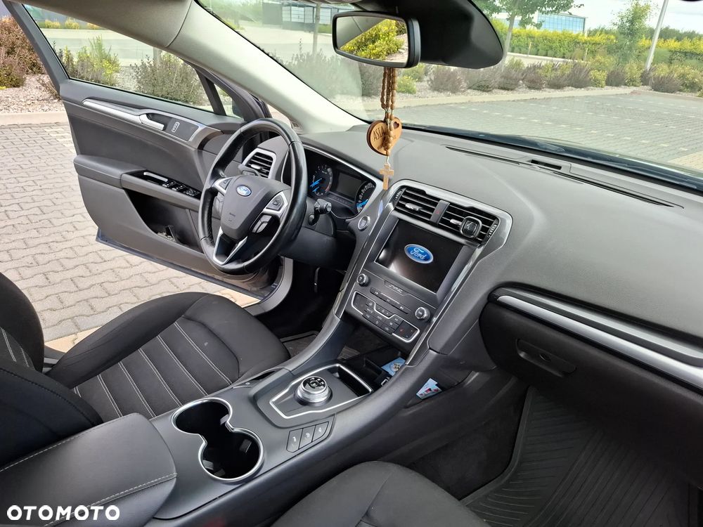 Ford Mondeo - 9
