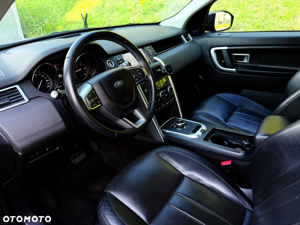 Land Rover Discovery Sport TD4 HSE Luxury - 25